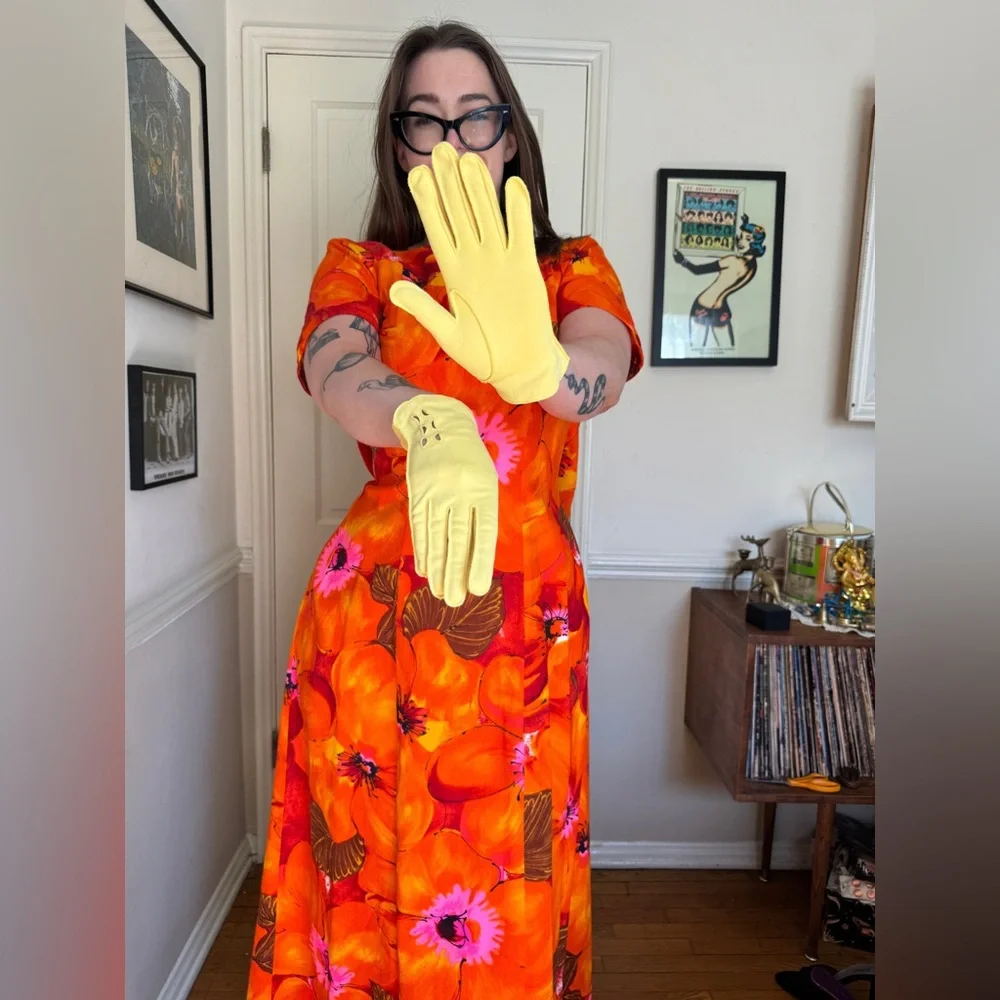 50s-60s Vintage Yellow Short Gloves